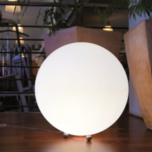  - Snowball 30, stojací interiérové svítidlo ve tvaru koule, Epstein-Design