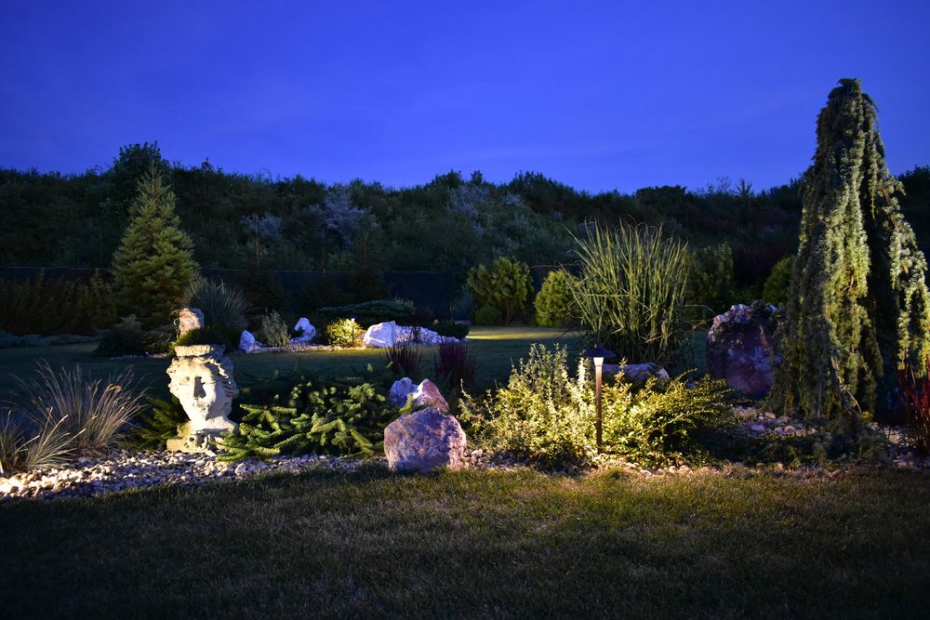 Návrh osvětlení zahrady Holas Lighting 