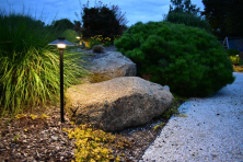 Osvětlení záhonu a cesty v zahradě, stojací světlo Nebula bronz 